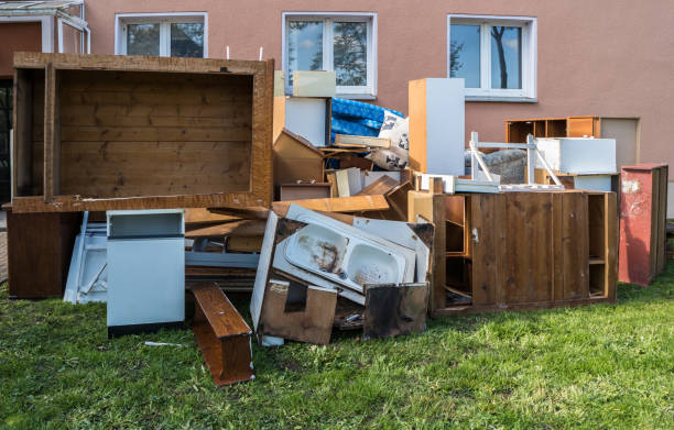 Best Construction Debris Removal  in Lakeville, MN